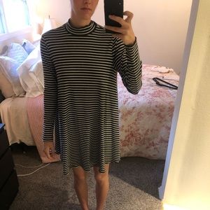 Black/White LS Rib Dress, A&F Size S